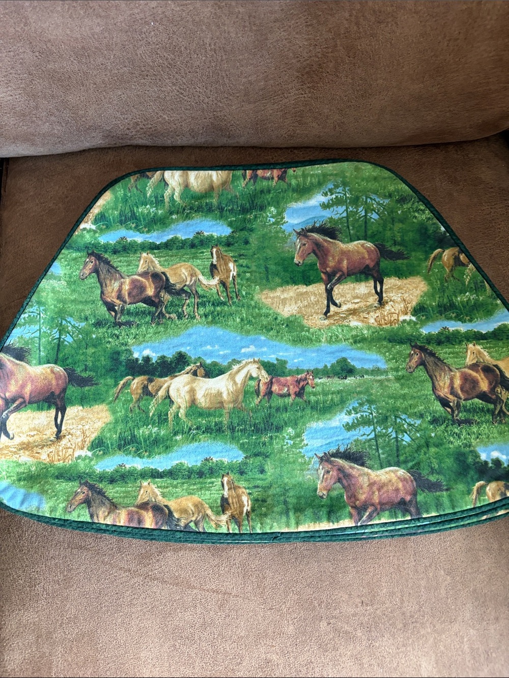 Four Horse Print Placemat in Green and Blue - Picture 2 of 4